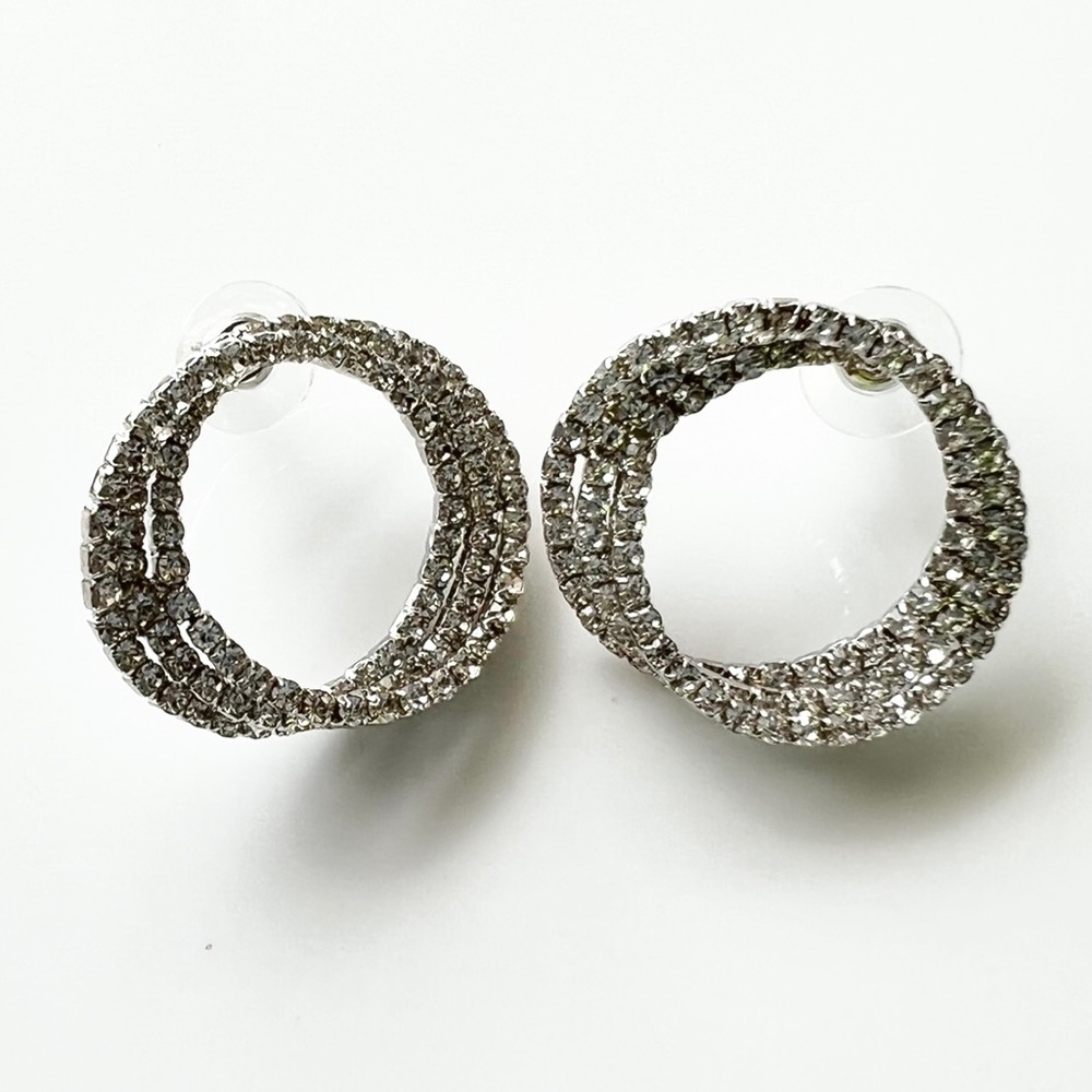 Earrings - Picture 3 of 6